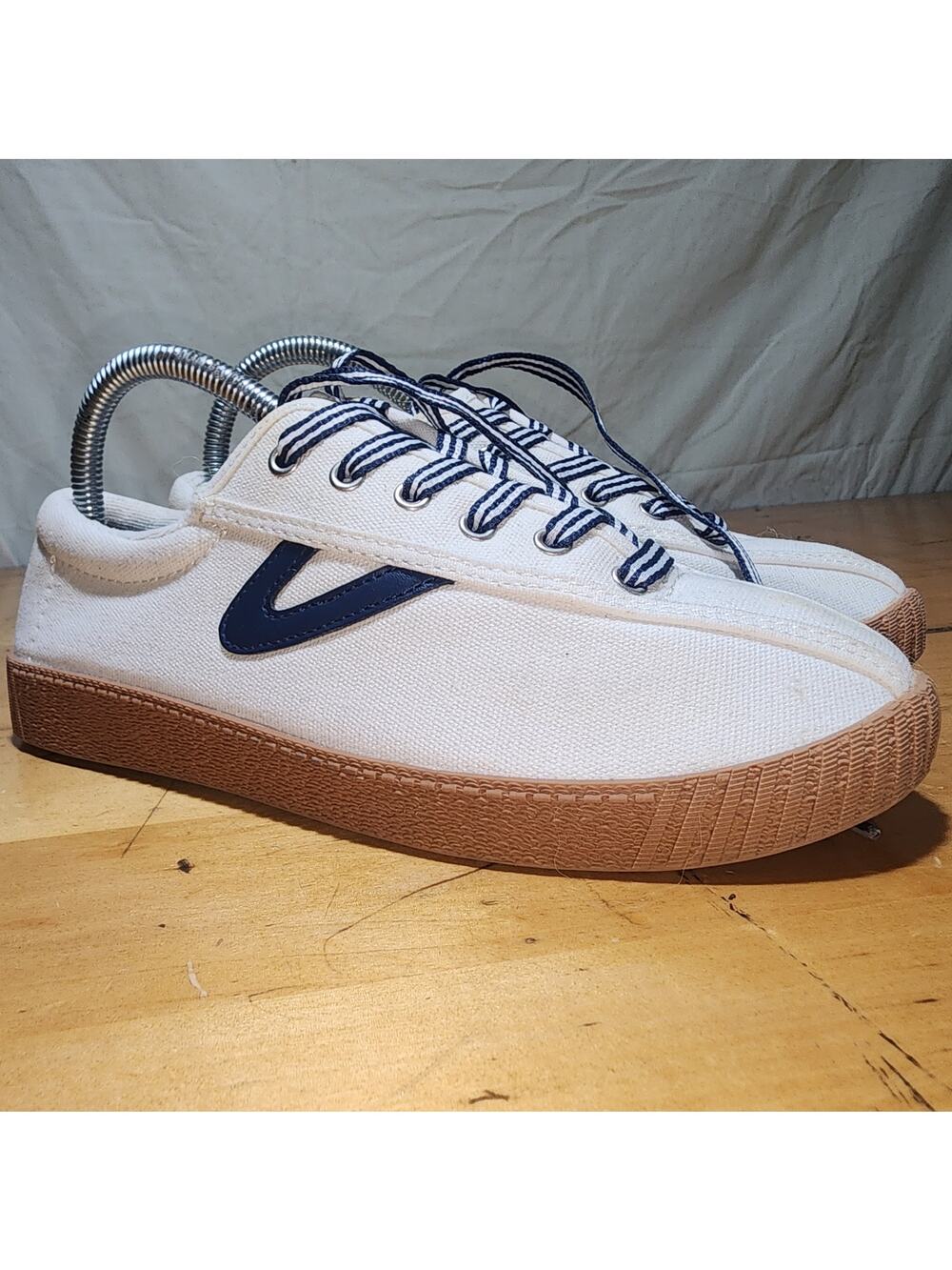 TRETORN Nyliteplus sz 7.5 Canvas Lace up Tennis Shoes